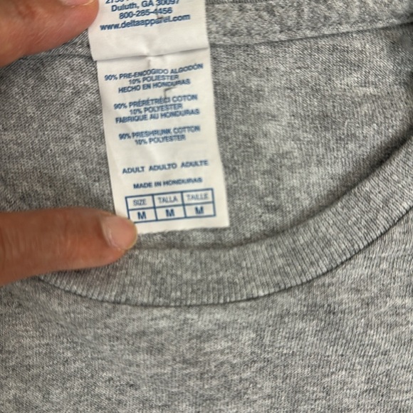 Lilo & Stitch shirt - Picture 3 of 4